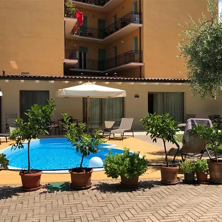 فندق مبيت وإفطار Dall'agnola 4*